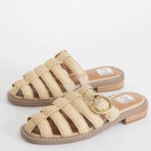 Anthropologie Women's Tan and Cream Fisherman Sandals with gold buckle